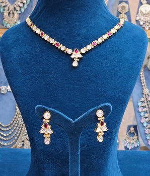 Moissantie Kundan Necklace Set