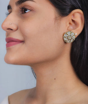 Moissantie Kundan studs