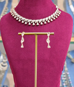 Antique Necklace Set