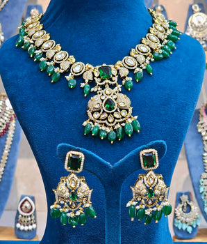 Moissantie Kundan Necklace Set