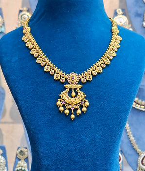 Antique Necklace Set