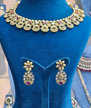 Antique Necklace Set