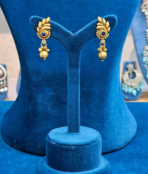Antique Necklace Set