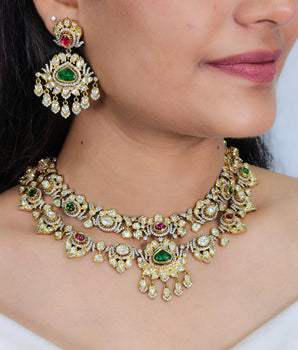 Moissantie Kundan Necklace Set