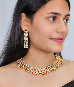 Moissantie Kundan Necklace Set