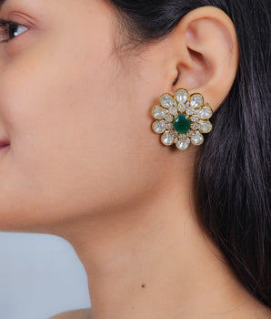 Moissantie Kundan Studs
