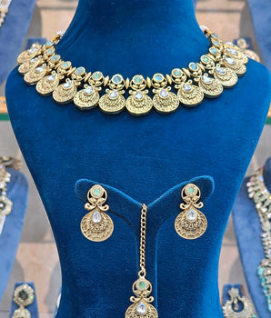 Antique Necklace Set