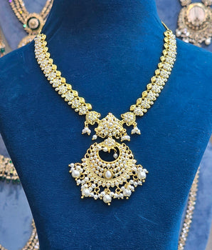 Jadaau Necklace Set