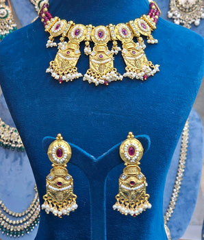 Antique Necklace Set