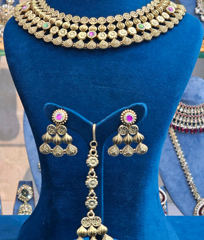 Antique Necklace Set