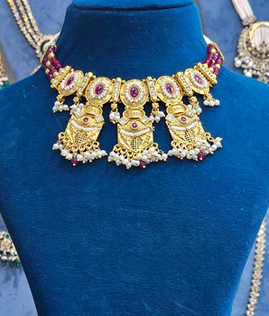 Antique Necklace Set