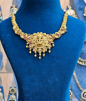 Antique Necklace Set