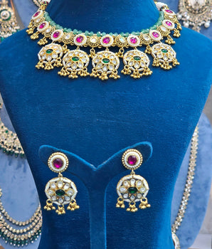 Antique Necklace Set