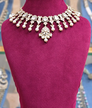 Antique Necklace Set