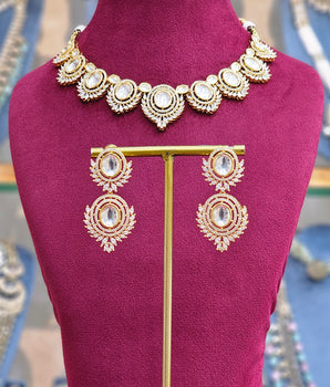Antique Necklace Set
