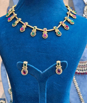 Antique Necklace Set