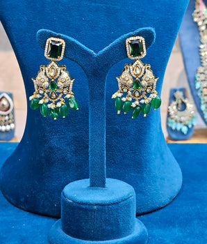Moissantie Kundan Necklace Set